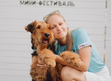 Жительница Ярославля основала центр реабилитации животных и помогает собакам и кошкам по всей стране.