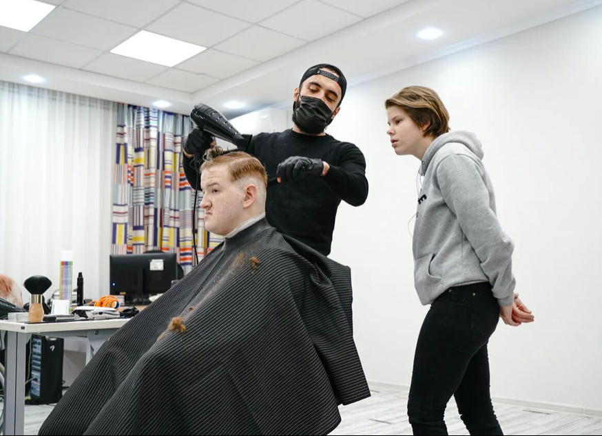 Лучшие семинары, тренинги и мастер классы для парикмахеров и стилистов в Москве