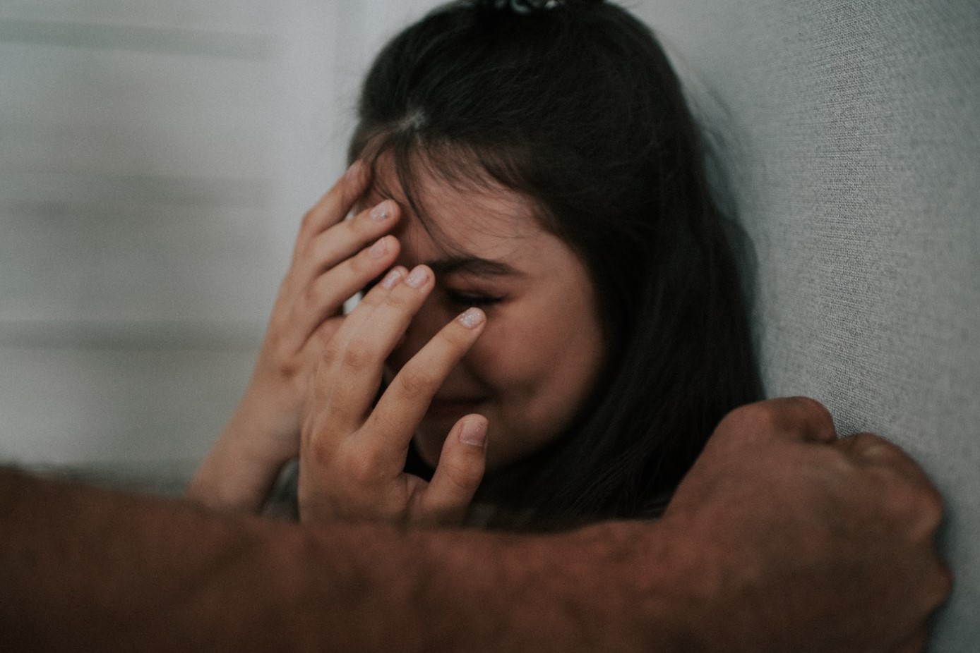 Открытые-НКО - «Вот только гинекологом он не был»: три истории девушек, в  детстве переживших насилие со стороны взрослых