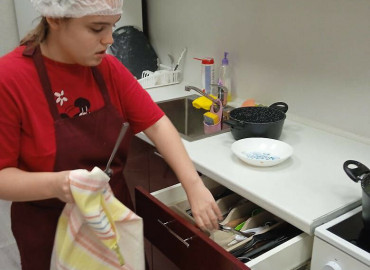 Программа «Смак»: в Туле детей с особенностями развития социализируют с помощью кулинарии