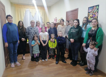 Психологи и педагоги встретились с кризисными семьями в Иваново
