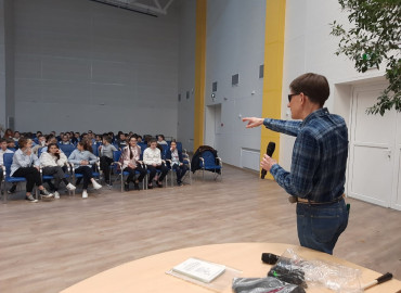 В Калининграде для школьников проводят уроки незрячие тренеры