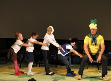 Дети с синдромом Дауна занимаются хореографией и актерским мастерством на занятиях проекта «Рассвет надежды»