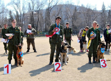 Клуб Альфа Республики Алтай провел любительские соревнования по общему курсу дрессировки для собаководов