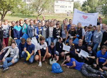 Эко-волонтёры Тамбовской области благоустроили дворы и парки региона