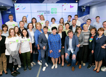 Липецкий проект – отряд "SOS" объявили победителем в день старта акции «Добровольцы – детям»