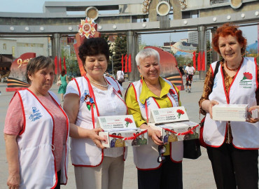 «Серебряные» волонтёры со всей России собрали около миллиона рублей на оказание медицинской помощи ветеранам