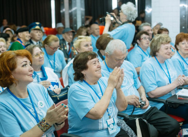АВЦ и Фонд «Память поколений» поддержат грантами социальные проекты по развитию «серебряного» волонтерства в регионах России