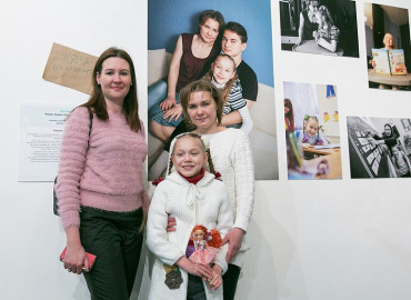 В музее имени Островского открылась трогательная выставка о жизни семей с особенными детьми