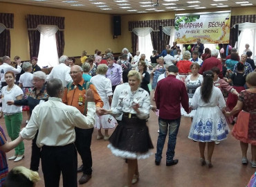 Калининградских пенсионеров приглашают на бесплатные уроки танцев