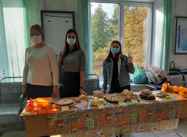 Липецкие студенты-историки провели благотворительную ярмарку в поддержку Центра «МарьинГрад»