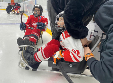 Слова родителей подтвердили исследования: занятия хоккеем дают огромный толчок в развитии детей с ОВЗ