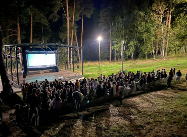 Смотрим всем селом: в районах Владимирской области пройдут кинопоказы под открытым небом