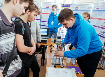 Студенты могут представить свои исследовательские, инженерные и IT-проекты на научном конкурсе Фонда Андрея Мельниченко