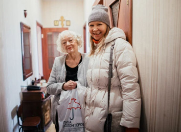Свердловчане подарят счастливые минуты общения и внимания одиноким пожилым в праздники