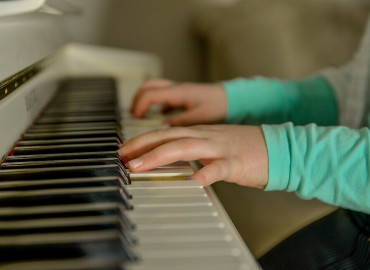 Одаренным детям из новых регионов России помогут раскрыть таланты