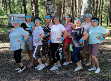 Танцы, баня и вокал: активистка из Выксы организовала курсы активного долголетия для пенсионеров