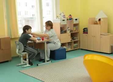Часы помощи особенным семьям: в Тольятти откроют группы кратковременного пребывания для 50 детей с ментальными нарушениями развития