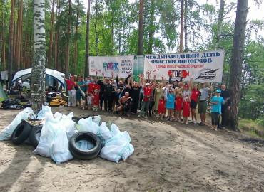 26 мешков мусора, автошины и ловушки для рыб: волонтеры очистили дно Улыбышевских карьеров во Владимире