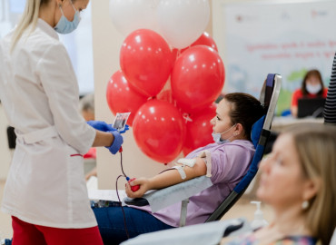 Доноры-«марафонцы» пополнили банк крови Москвы на 2 тонны