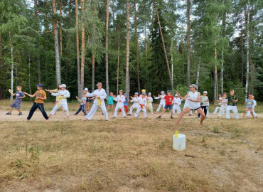 Во Владимире уже 25 лет школа каратэ помогает подросткам пройти «школу жизни»