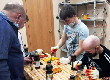 «Шкатулка возможностей»: инклюзивные мастерские для трудовой адаптации особенных подростков открылись в Красноярском крае