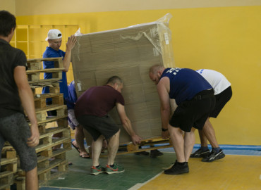 Фонд «Гольфстрим» отправил 3 тонны гуманитарной помощи для жителей Донбасса