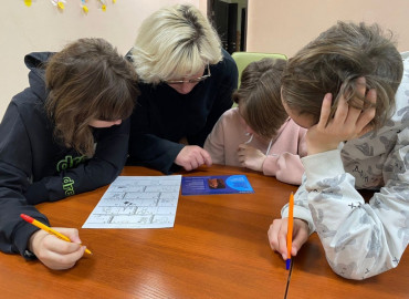 "Россия начинается здесь": фонд "Полдень" выпустил серию игр для старшеклассников из детских домов